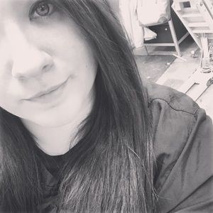 Meet your Posher, Leanna